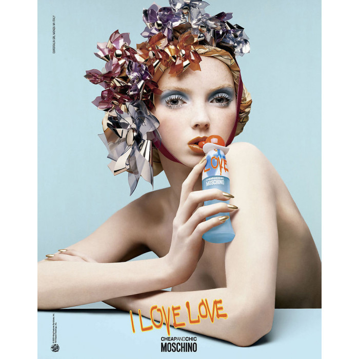 Moschino Cheap & Chic I Love Love